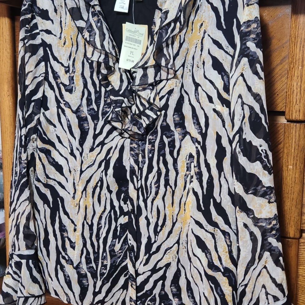 Coldwater Creek Sz PETITE L ANIMAL Print Silk Top Ivory Black Ruffled Cuffs *NWT
